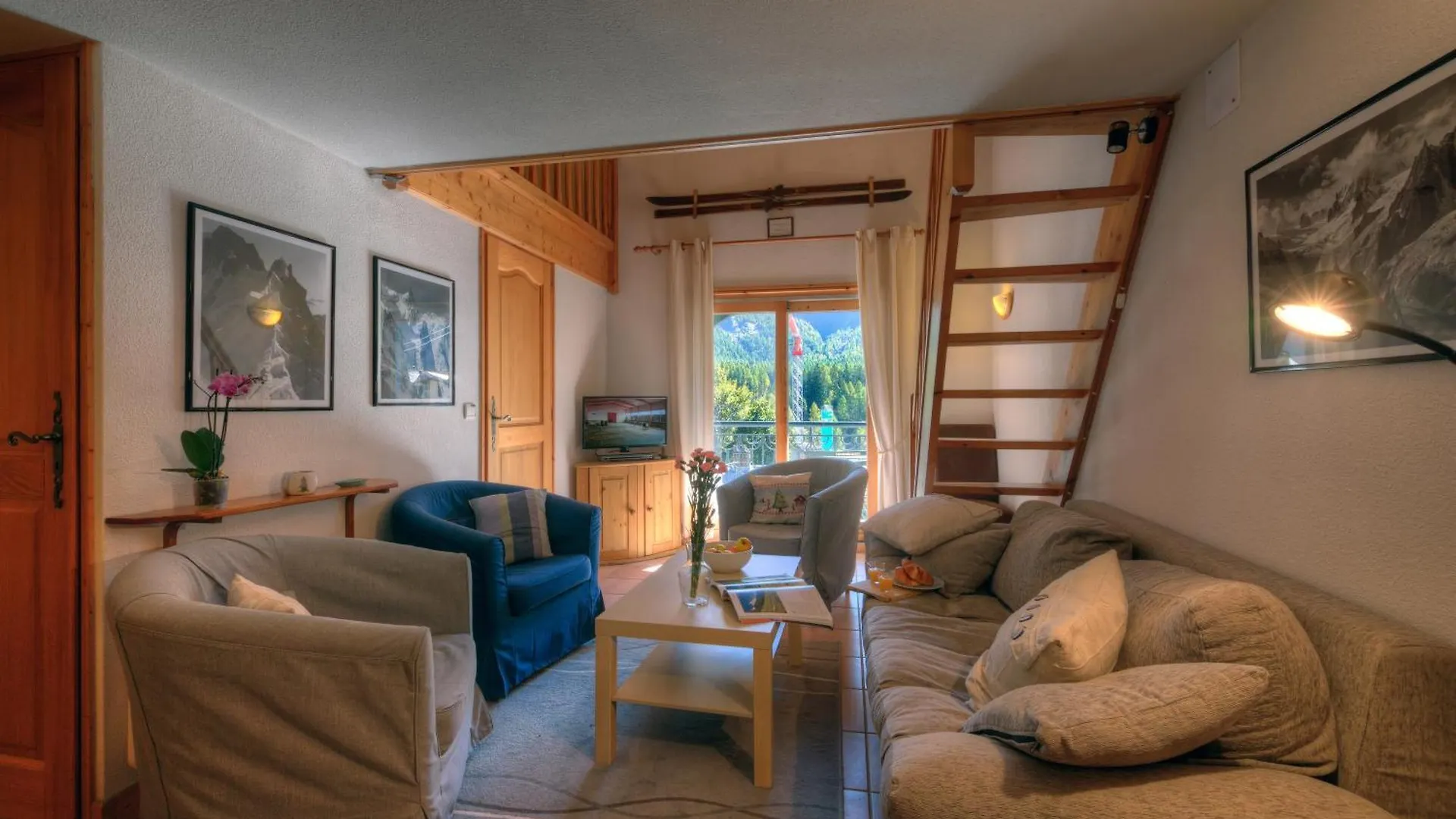 Residence Le Cristal - Grands Montets 21 - Happy Rentals Chamonix Apartment